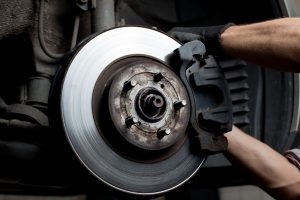 3 Signs Your Car's Brake Pads Are Wearing Out